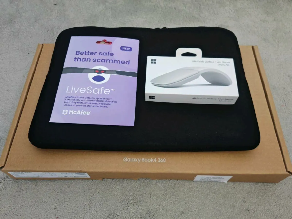 SAMSUNG BOOK 4 360 Bundle Brand New - Image 1