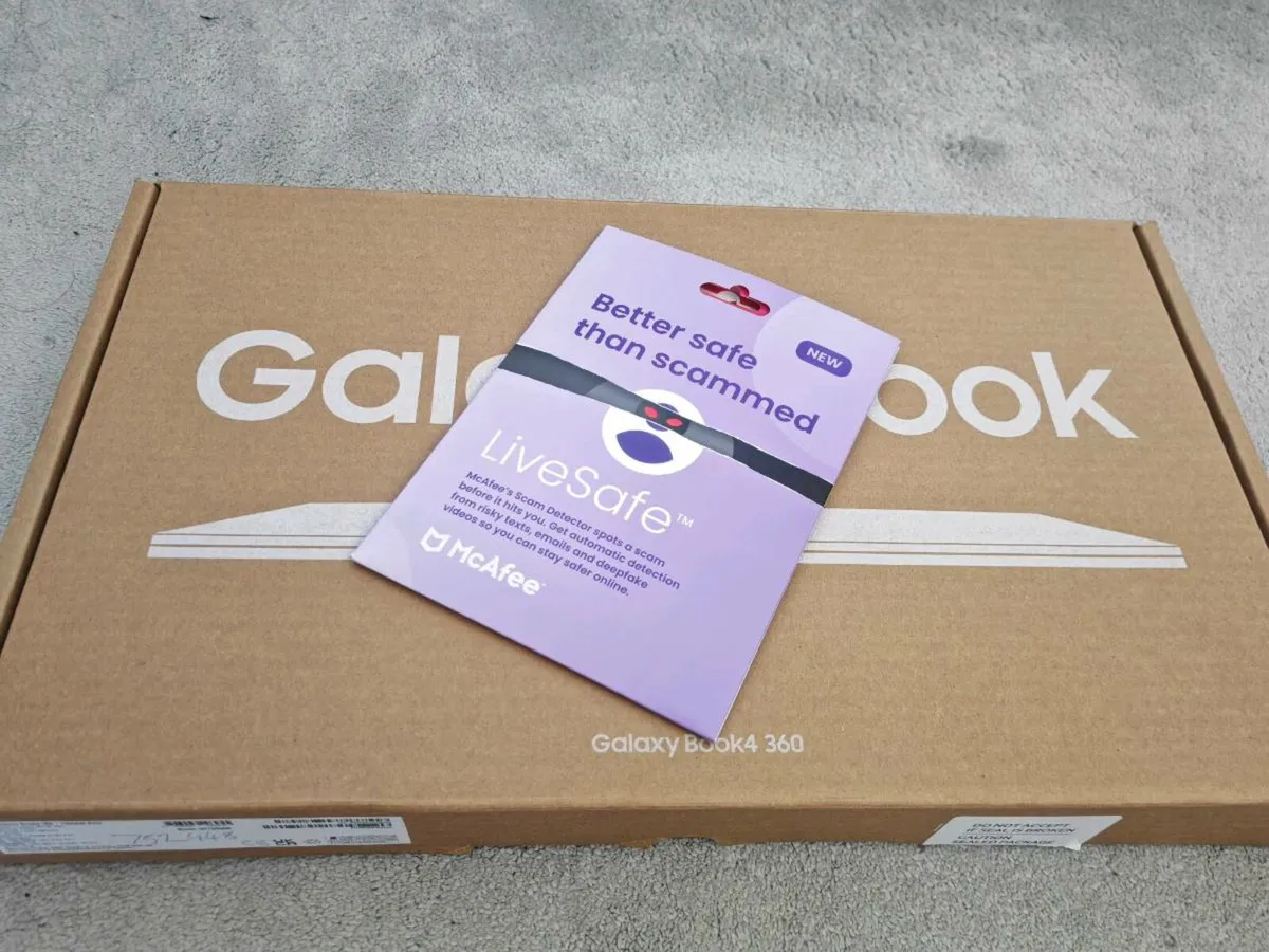 SAMSUNG BOOK 4 360 Bundle Brand New - Image 3