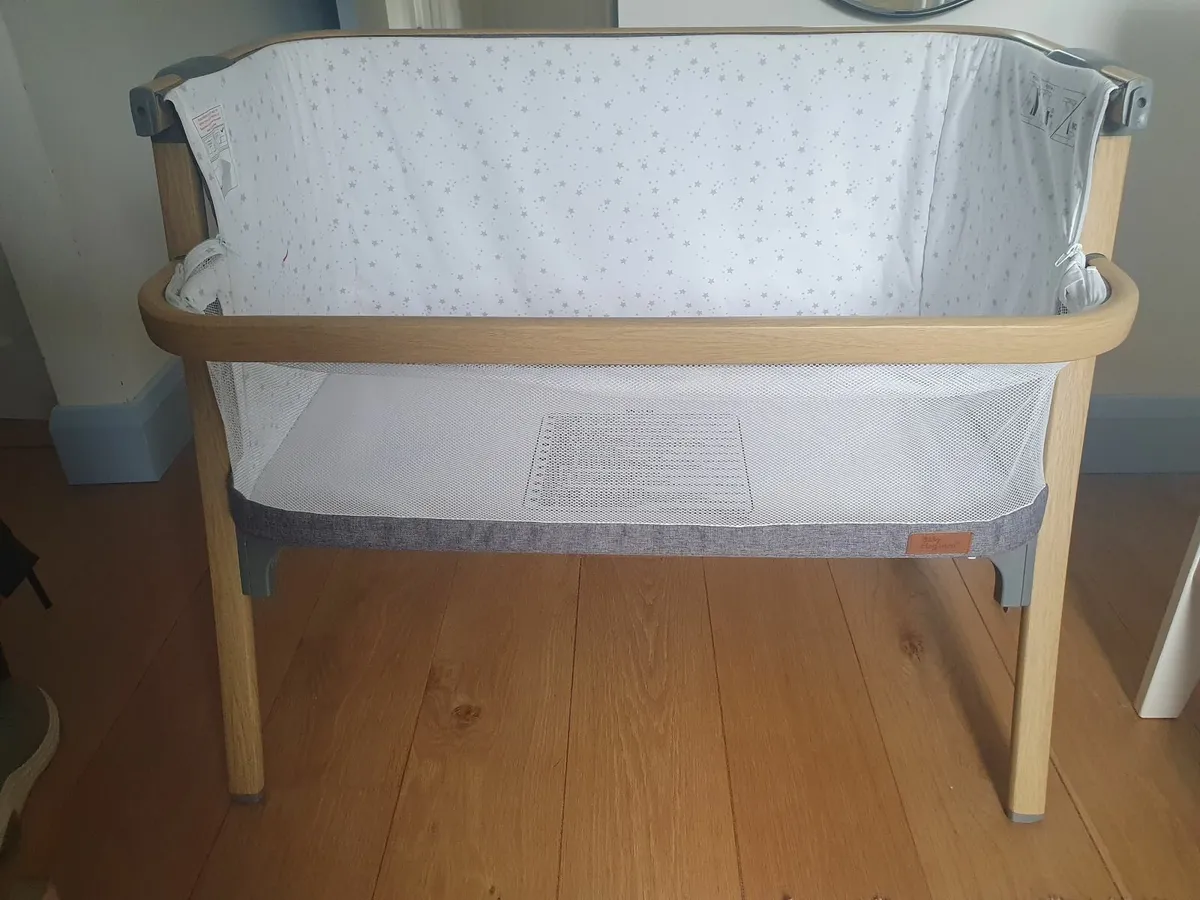 Baby Elegance Night Night Bedside Crib - Image 3