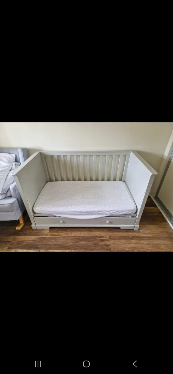 Mamas and papas oxford cot bed - Image 2