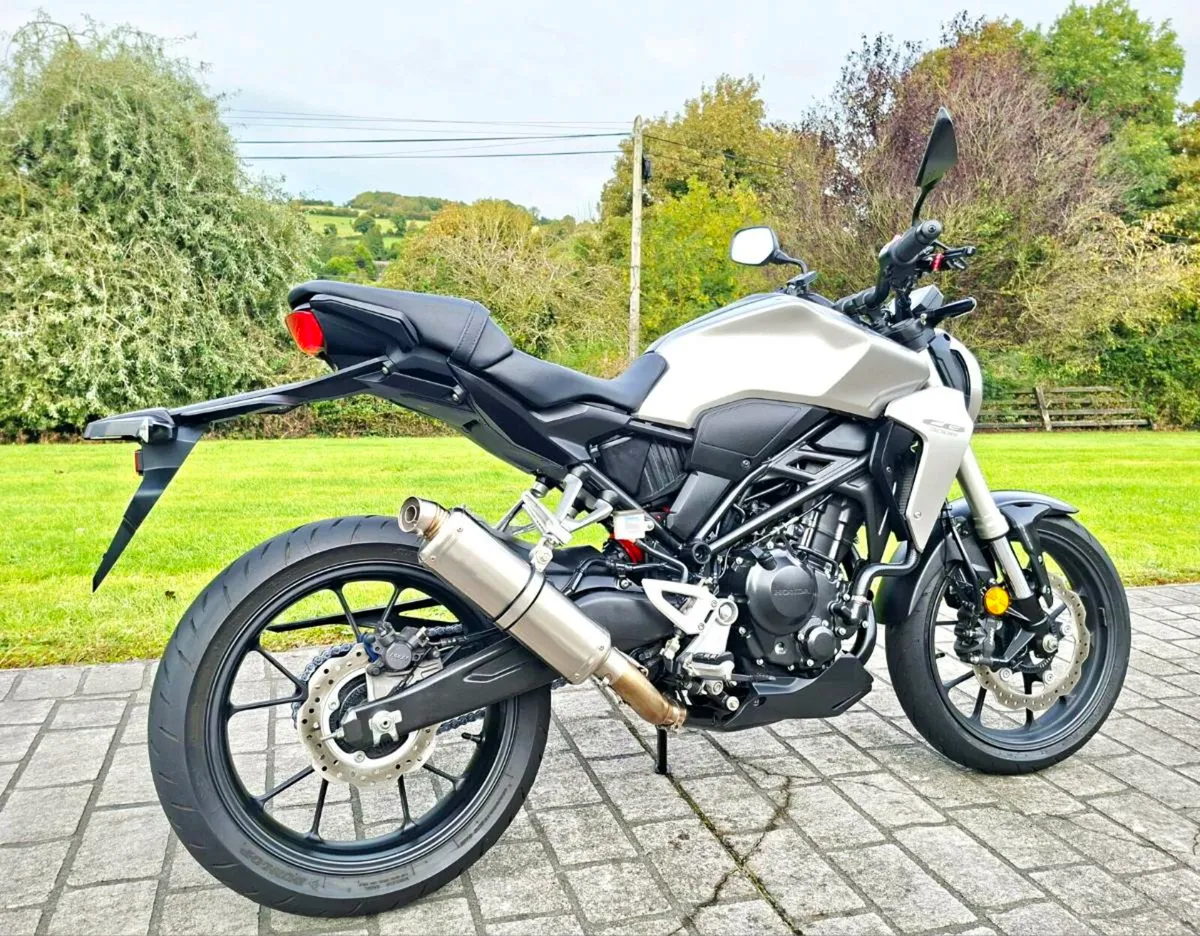 Honda CB300R - Image 3