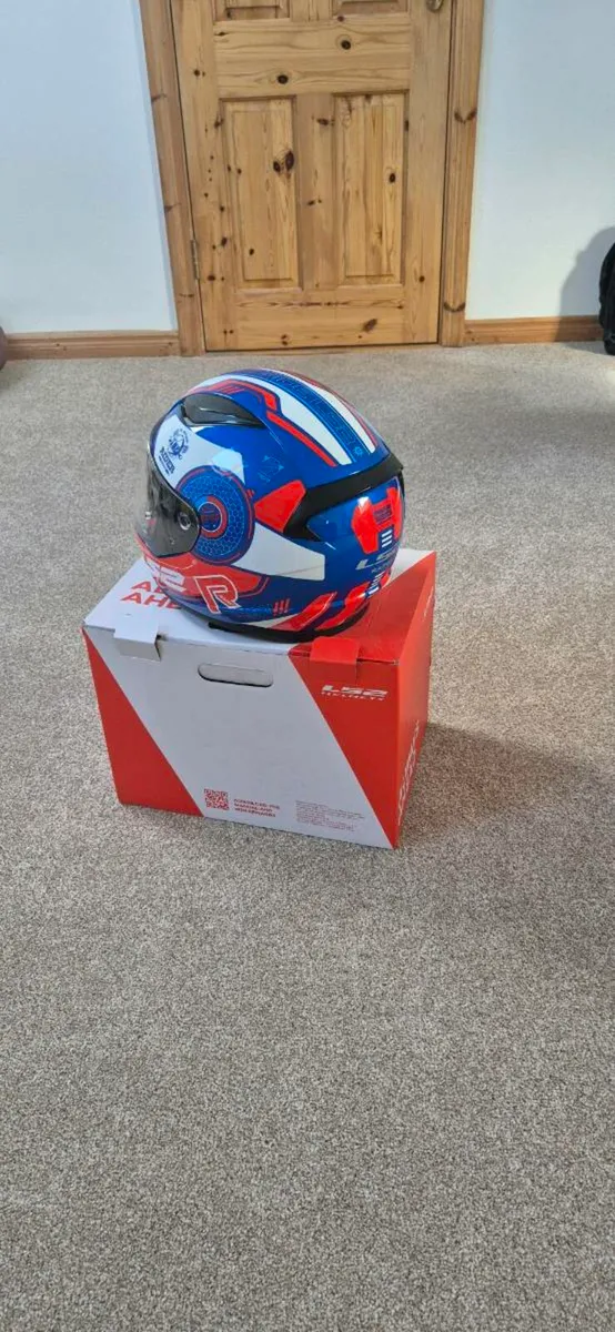 Ls2 helmet - Image 2
