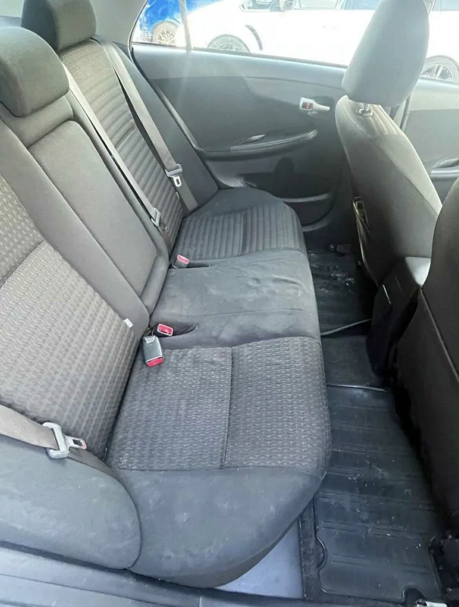 Toyota corolla 2007 - Image 4