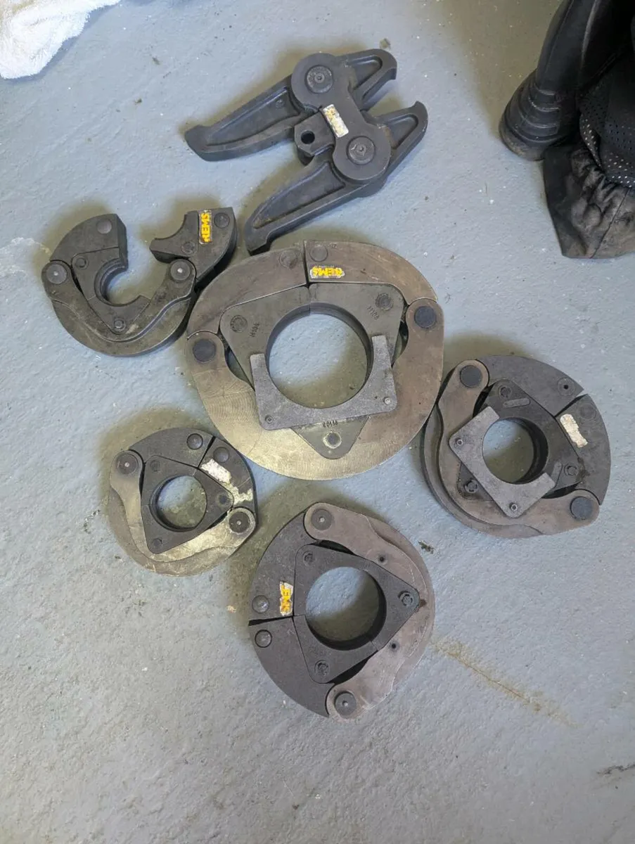 Rems pressing rings - Image 1