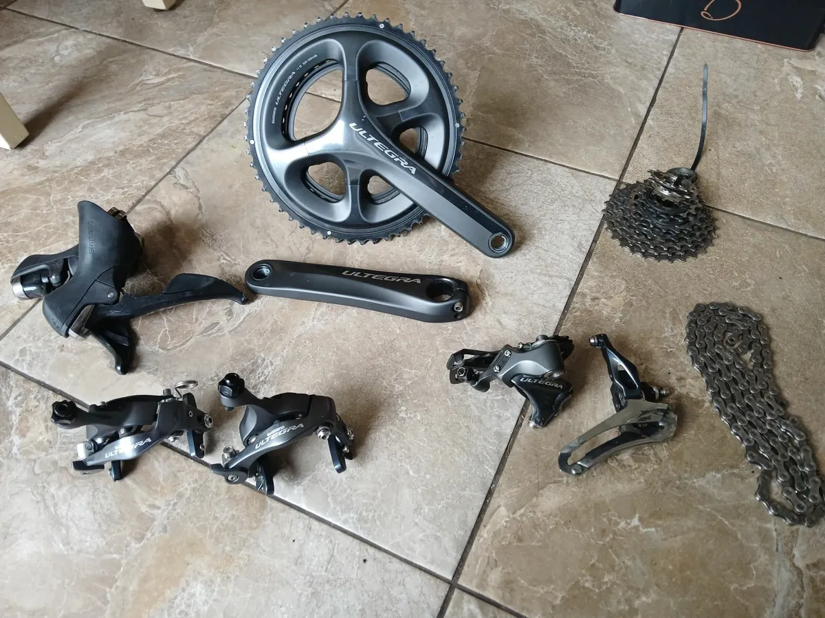 Shimano groupset - Image 1