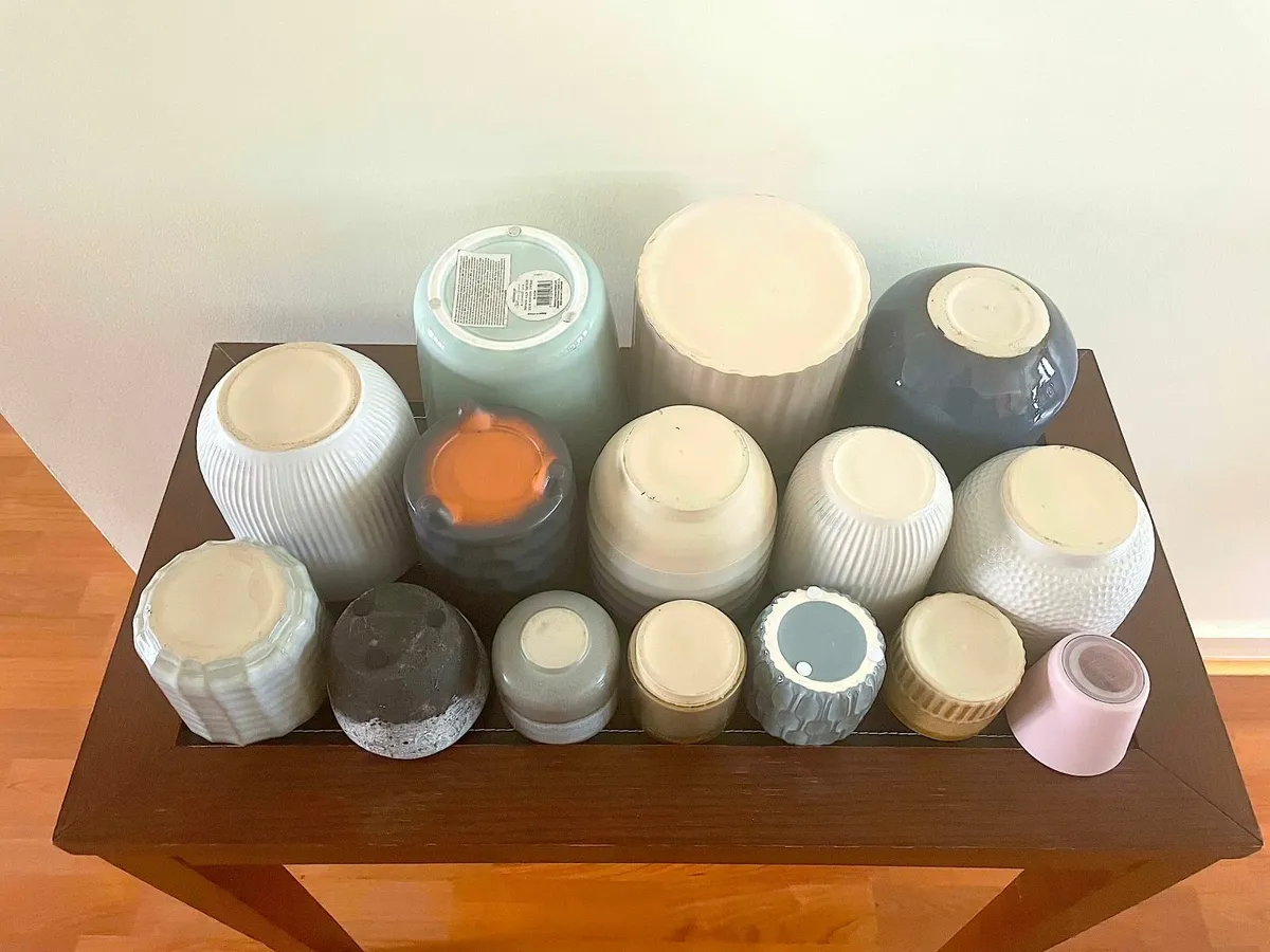 Variety of ceramic flower pots - Image 2