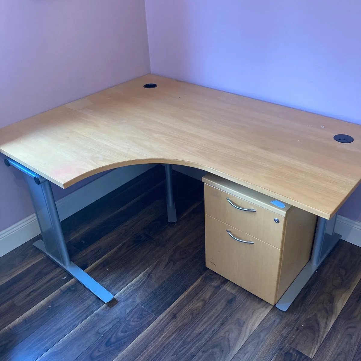 Office Desk - Image 1