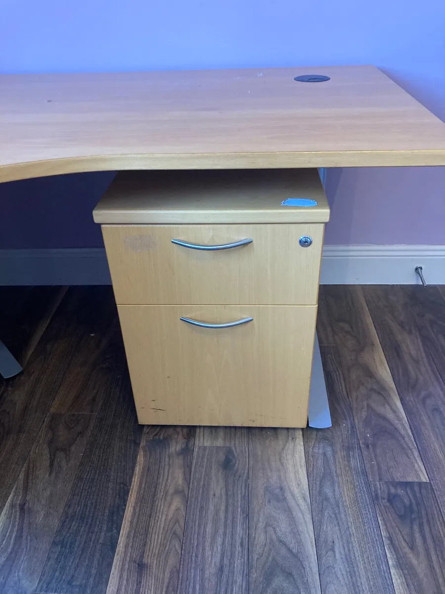 Office Desk - Image 3