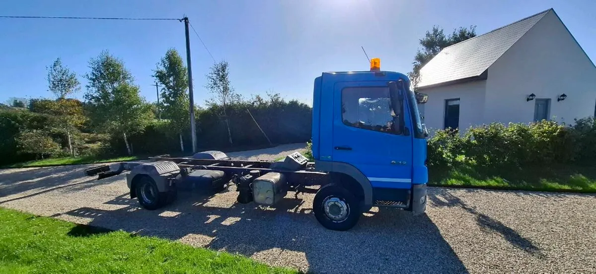 Mercedes atego only 55km - Image 4