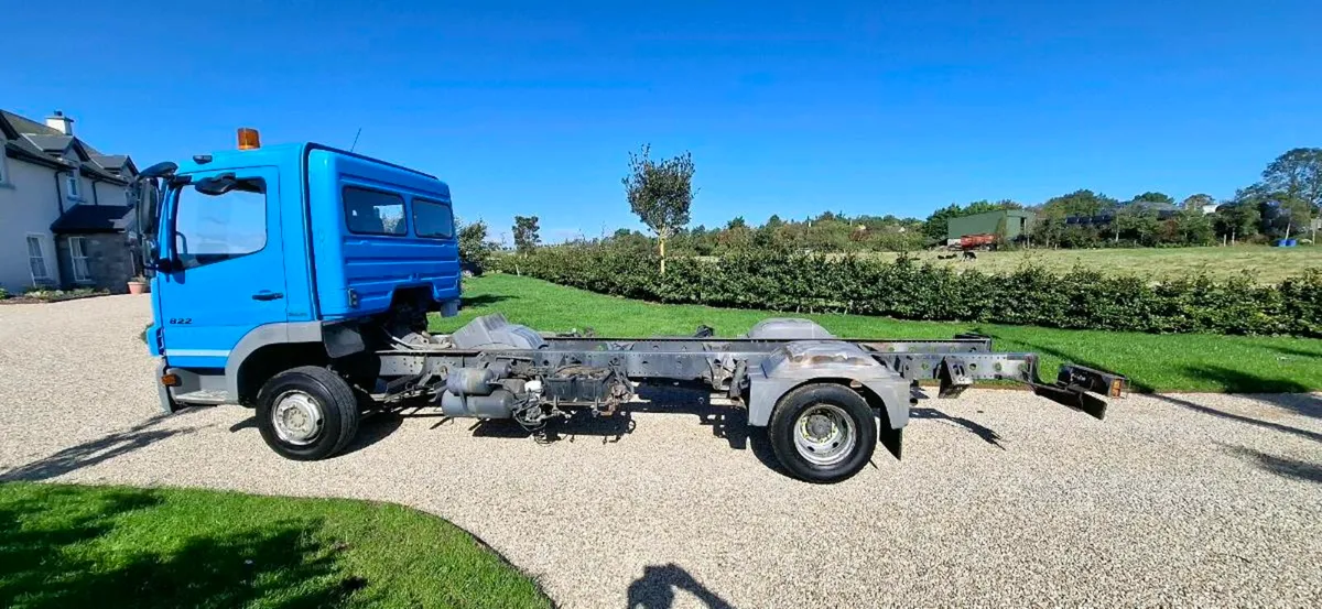 Mercedes atego only 55km - Image 4