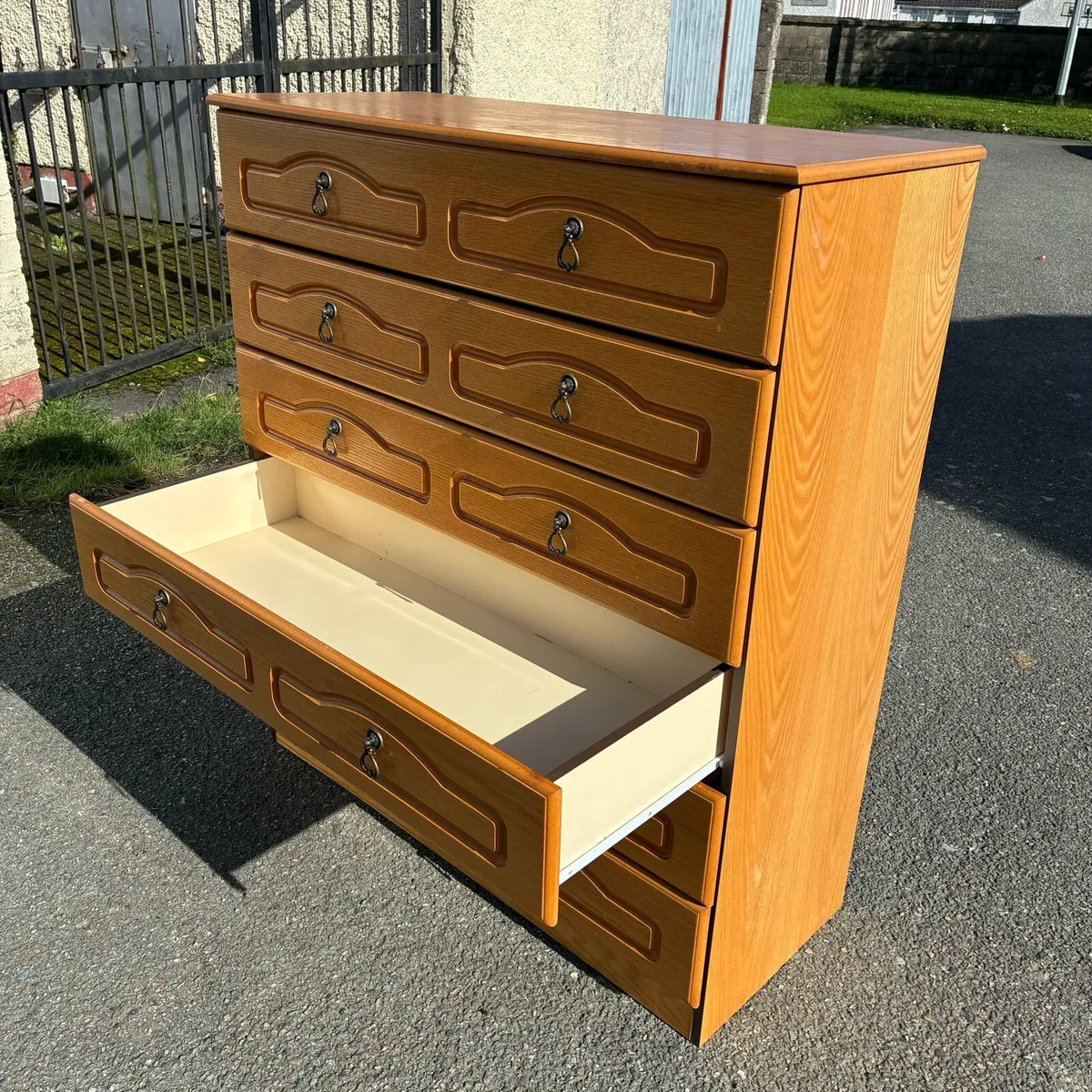 Tall large Solid Chest of Drawers - Image 4
