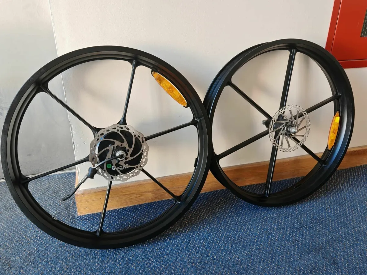 RKS Mountain Bike Wheel Rim Electric Motor - Image 1