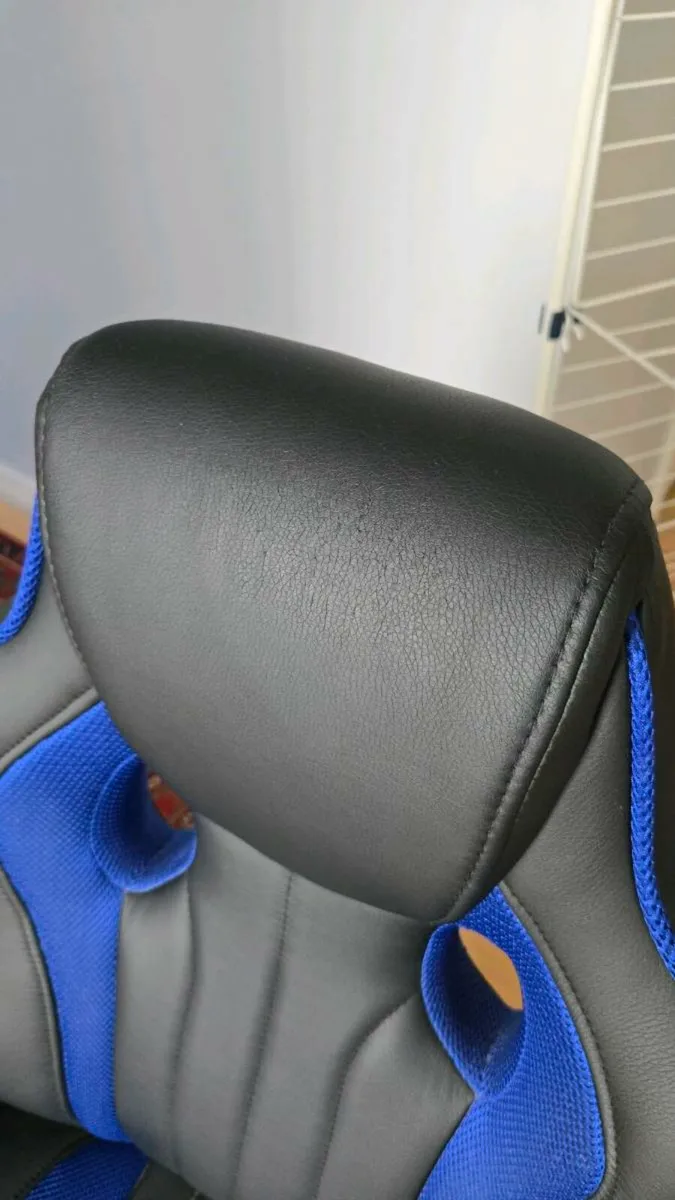 Children's gamer chair - Image 4