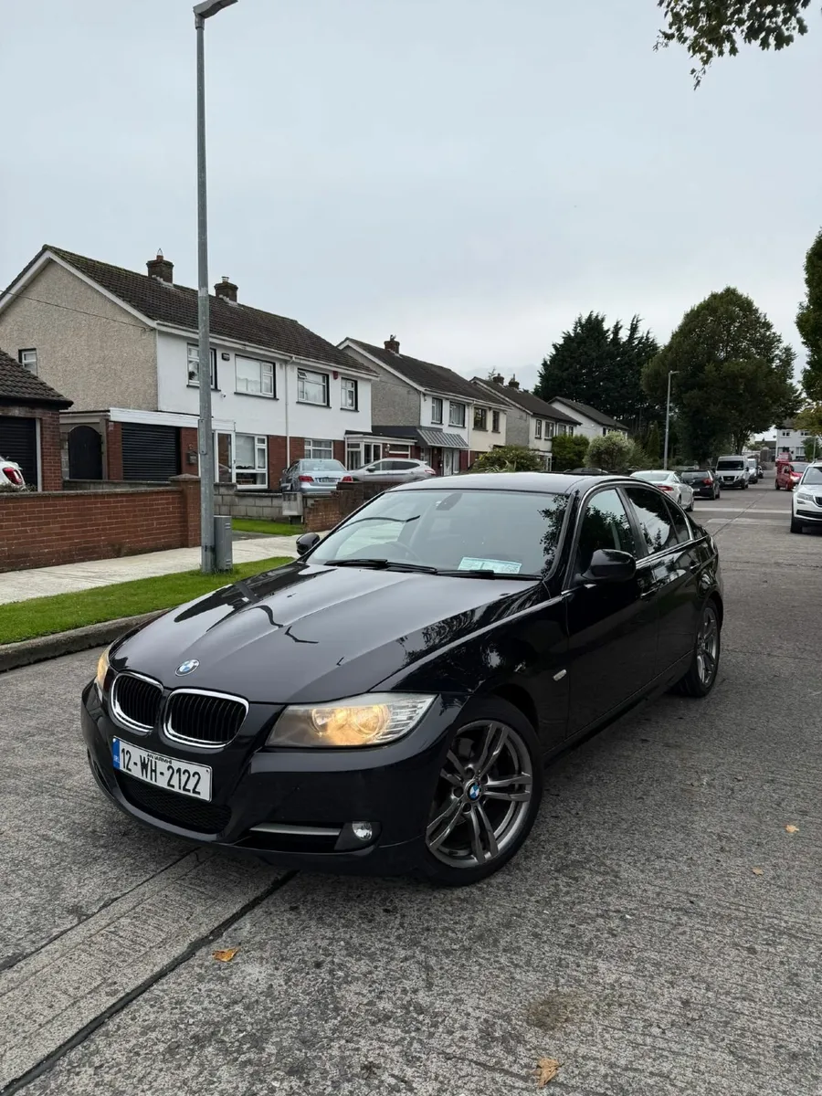 Car - Image 1