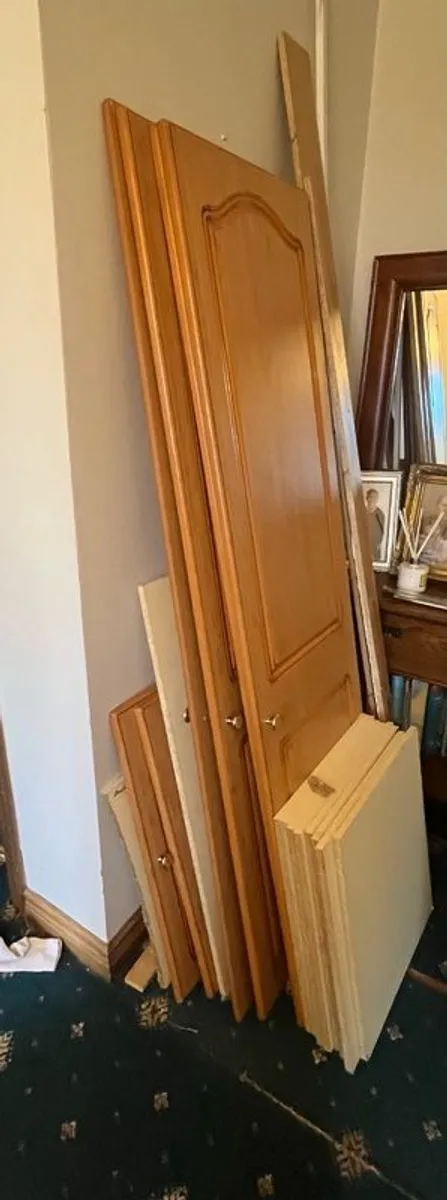 Fitted wardrobes - Image 2