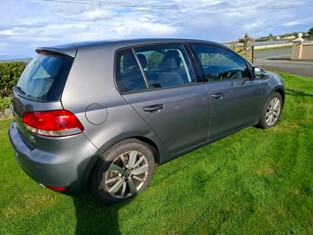 Car - Image 3