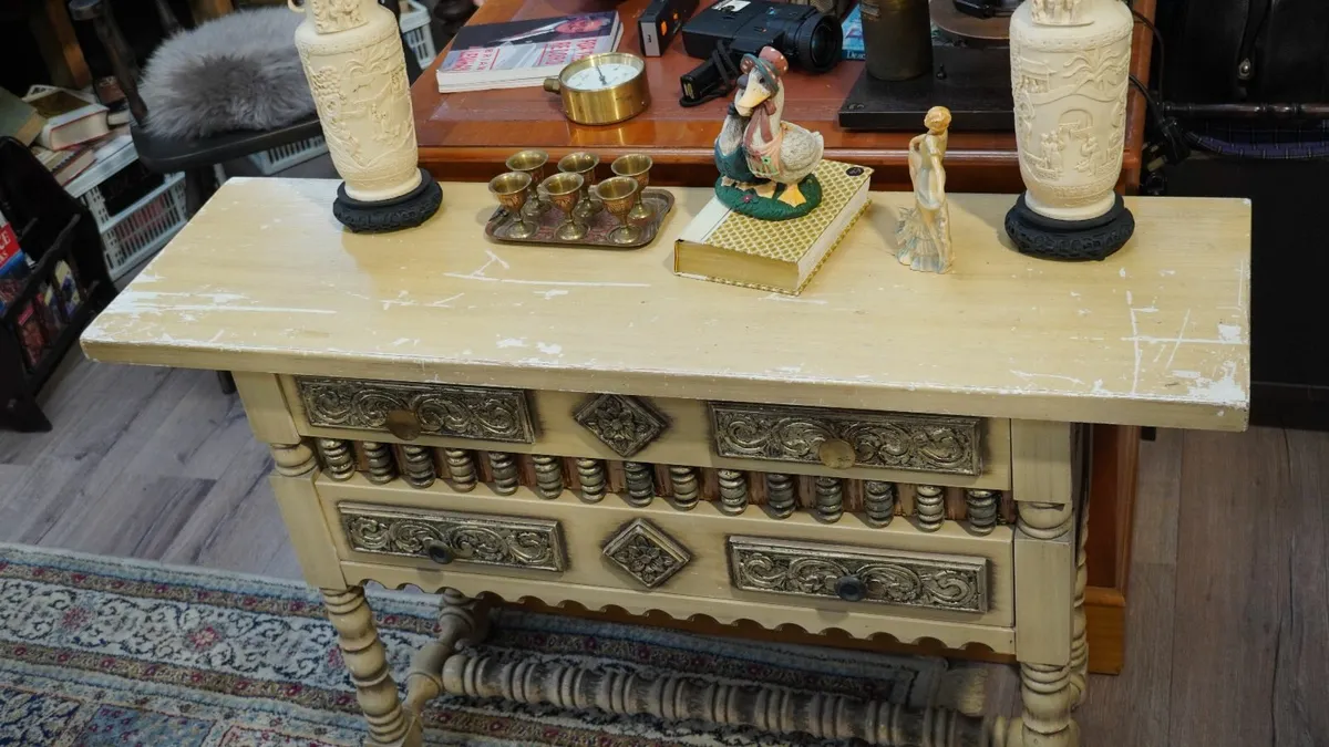 Vintage Spanish Carved Console Table - Image 3