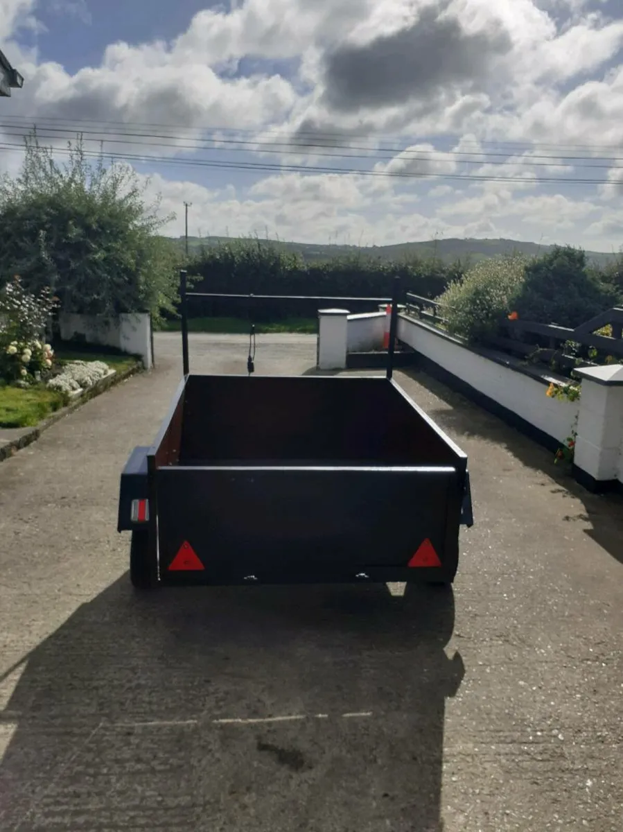 Trailer - Image 4