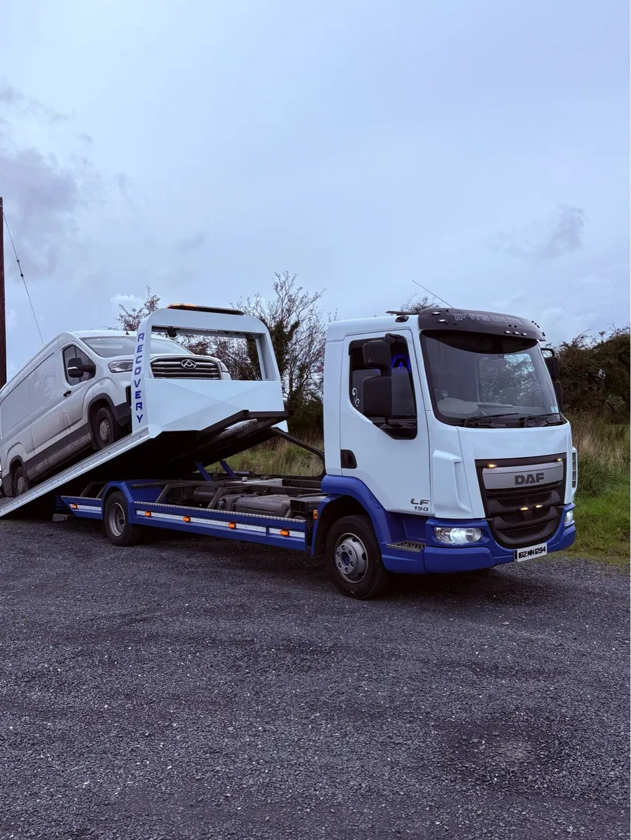 2016 daf lf  recovery truck tilt and slide - Image 1