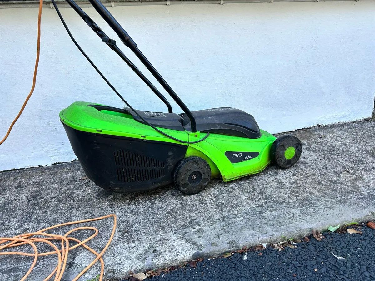 Lawnmower cable needs mending - Image 1