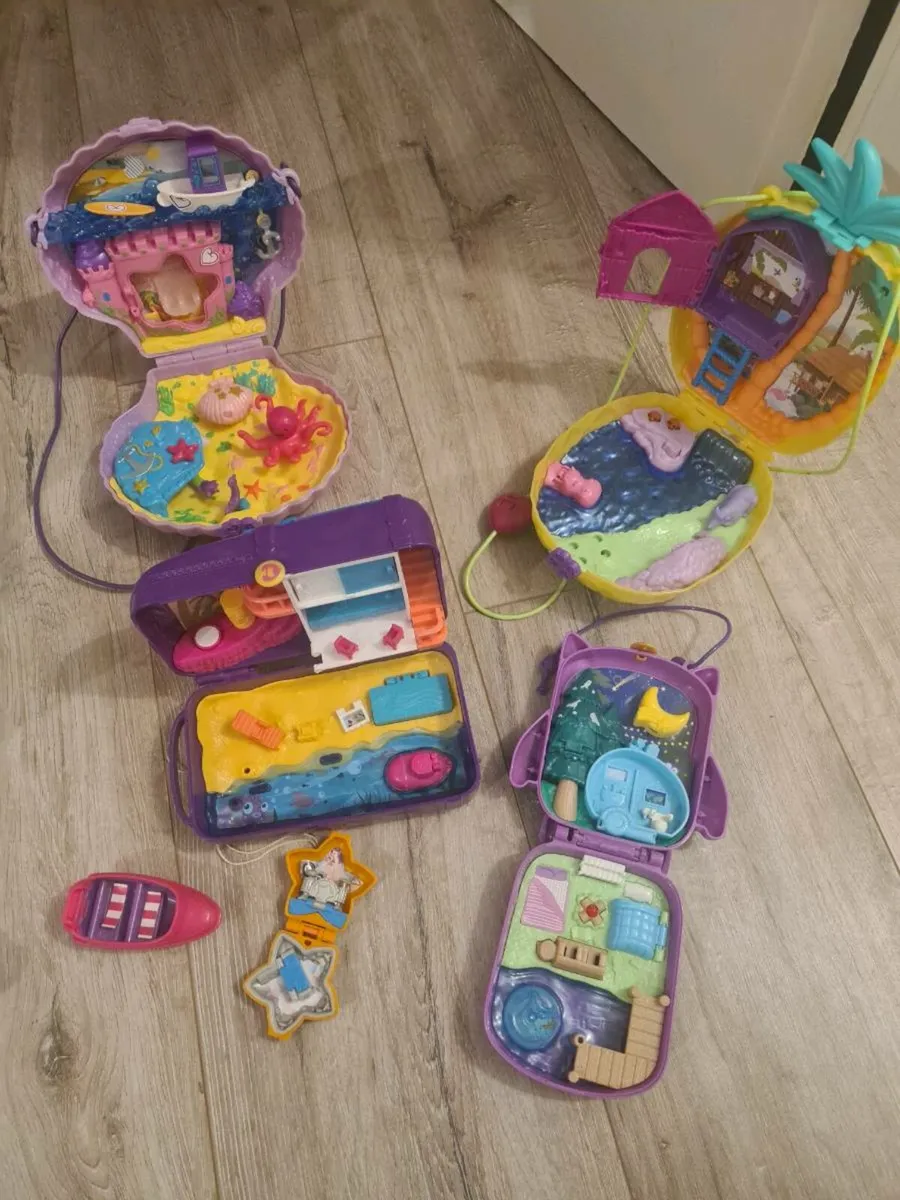 Polly pocket