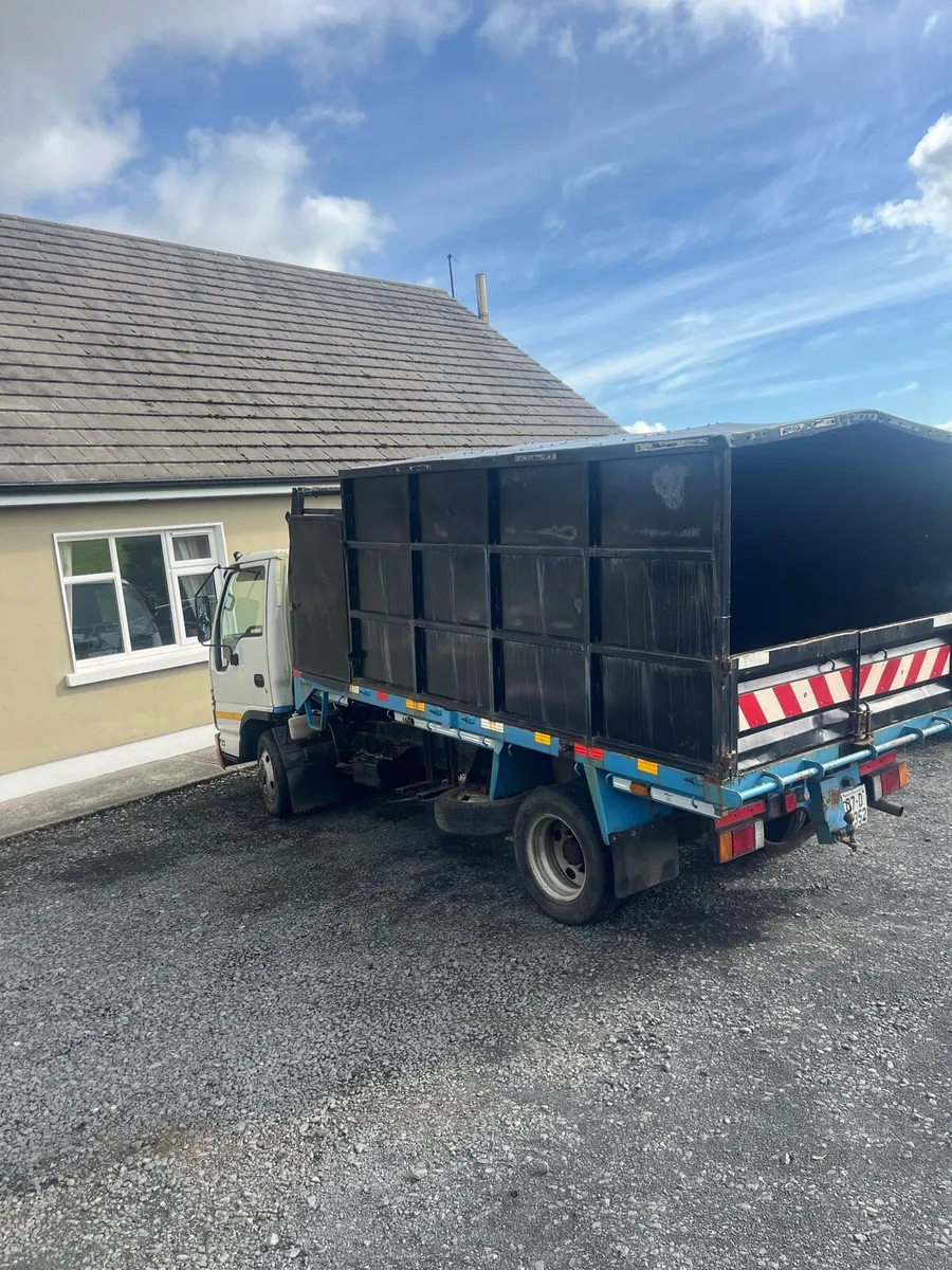 Isuzu npr tipped - Image 3