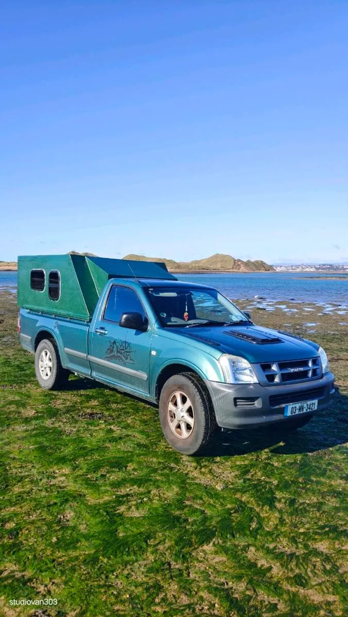 Isuzu rodeo mini camper - Image 1