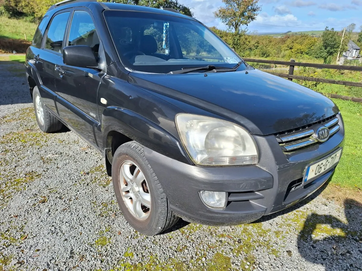 2006 Kia Sportage - Image 2