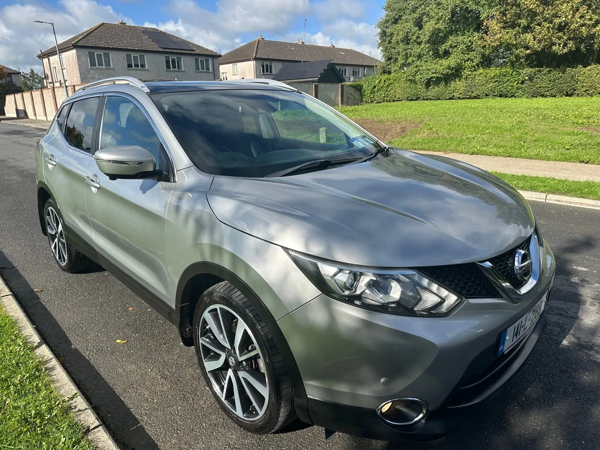 Top Spec AUTOMATIC Quasqai 1.6 LOW KM🤩 - Image 1