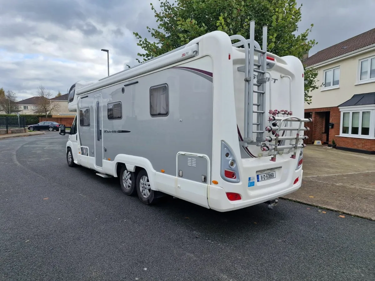 Motorhome - Image 4