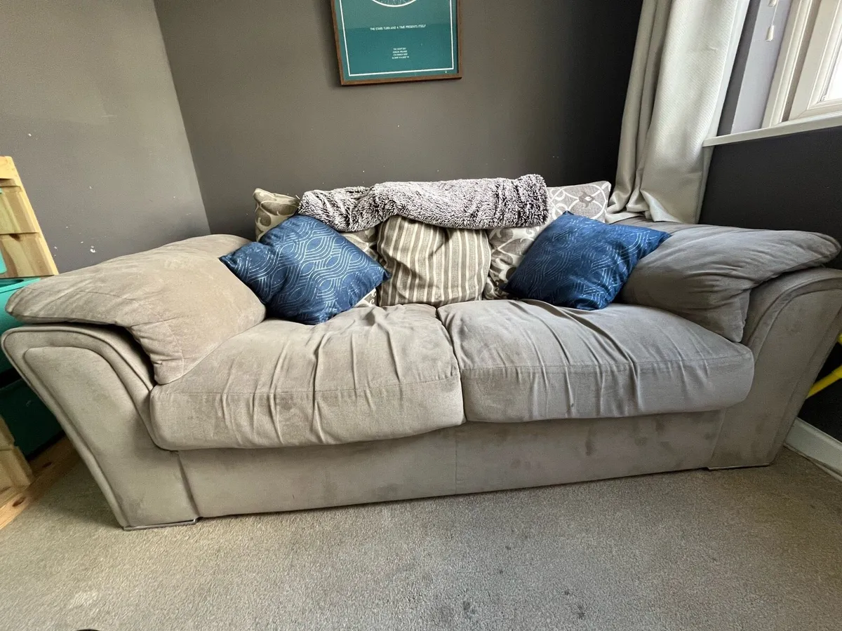 2 seater sofa - Image 2