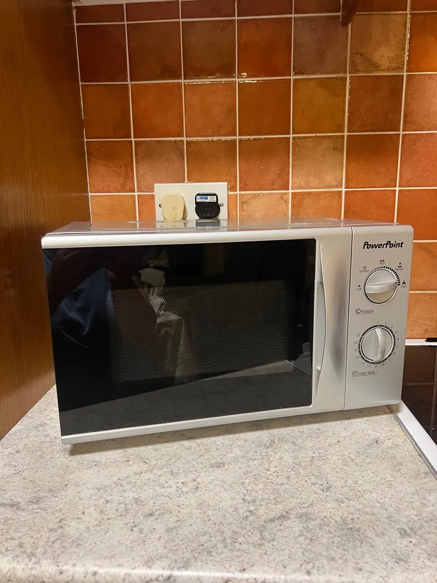 Microwave - Image 1