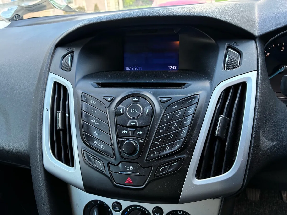 Ford Focus - Engine Gone - Image 4