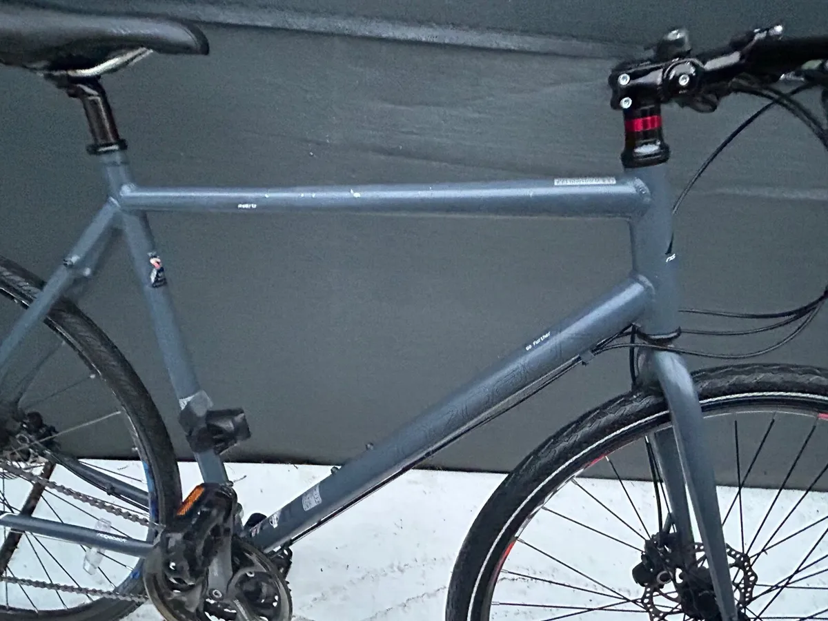 Ridgeback hybrid bike ❗️Open 7 days❗️ - Image 3