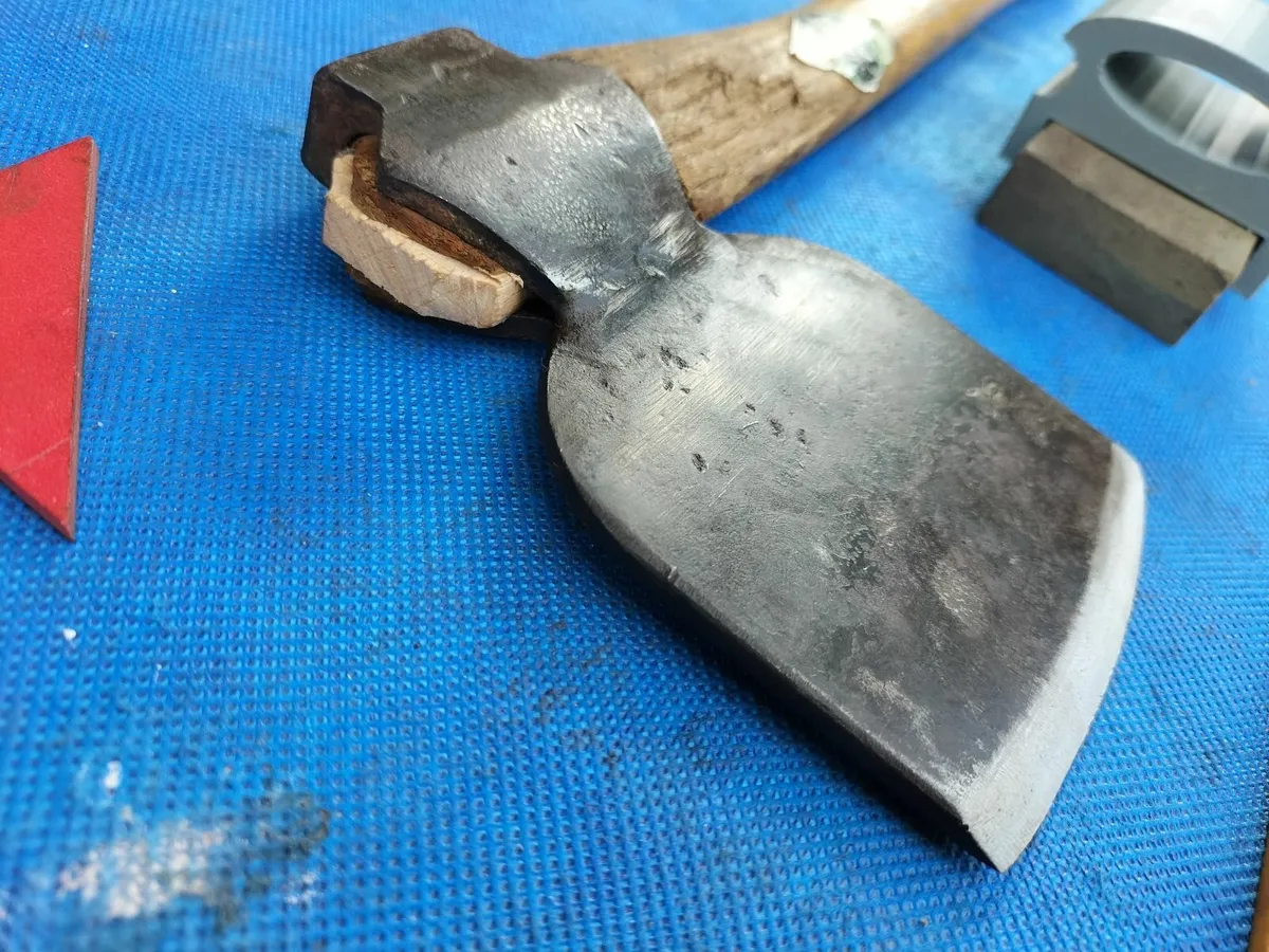 1.1/2lb Axe by Spear & Jackson - Image 3