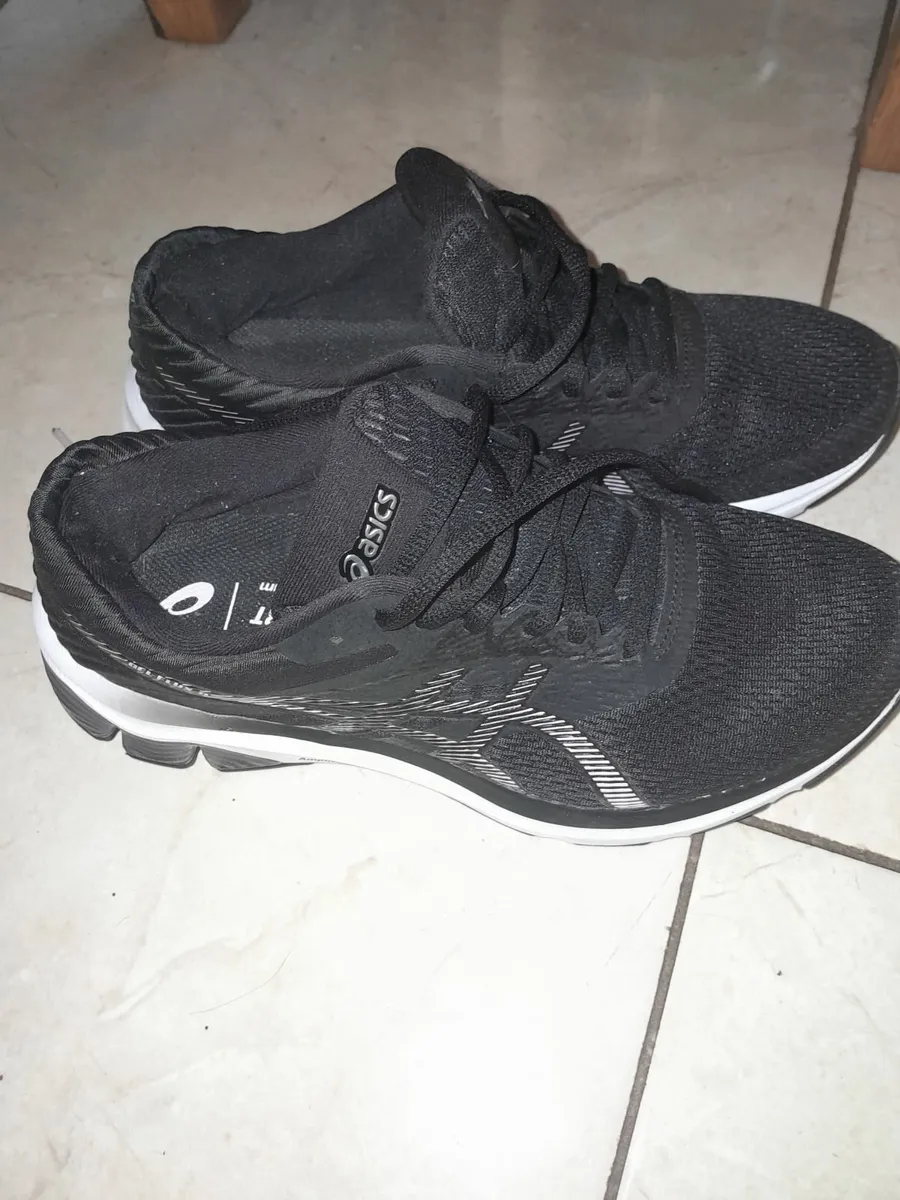 Ascis Runners - Image 2
