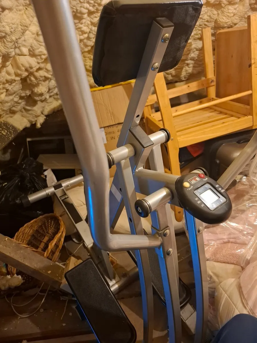 Cross trainer - Image 2