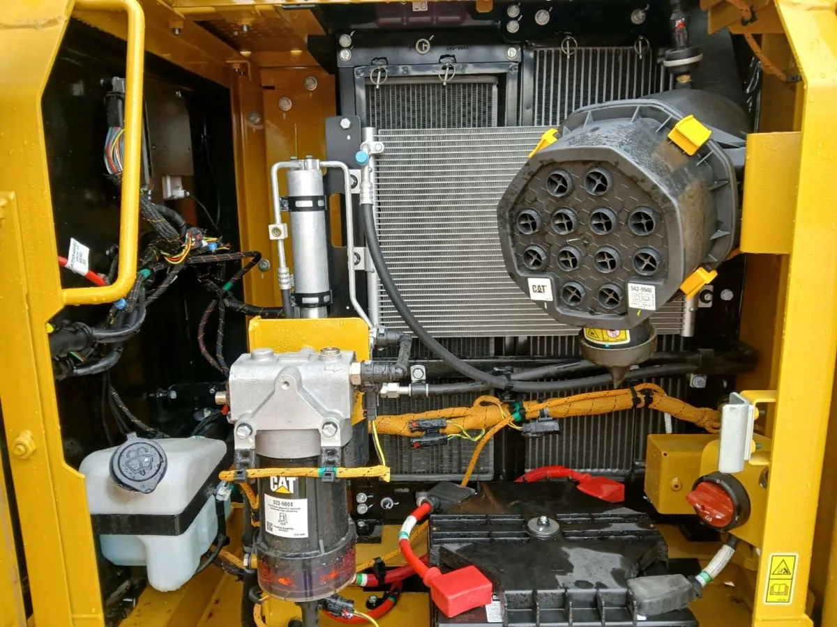 Unused Cat 312 GC - Image 3