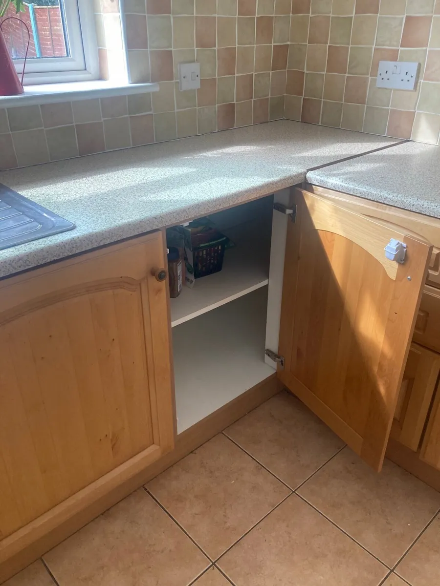 Kitchen - Image 2