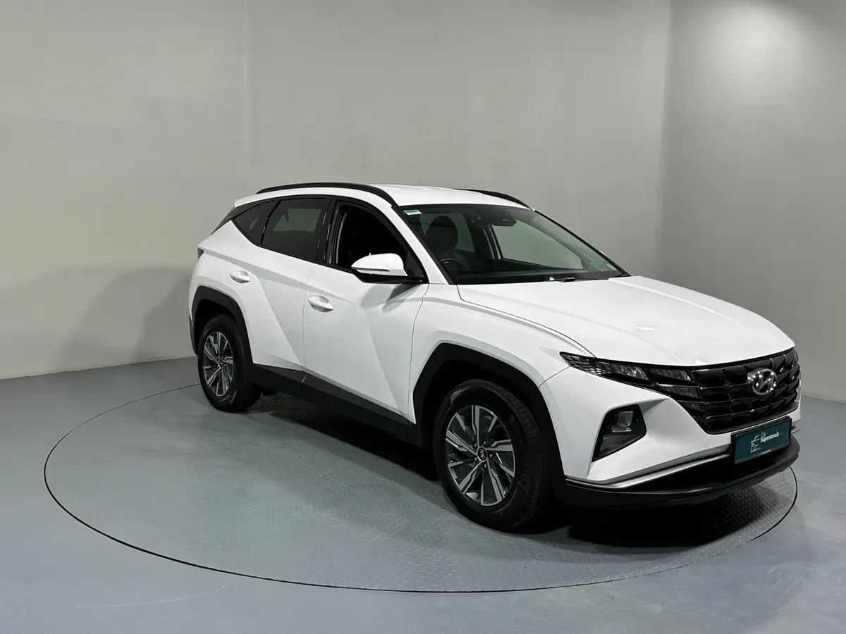 Hyundai Tucson Executive Self Charging Hybrid 222 - Image 1
