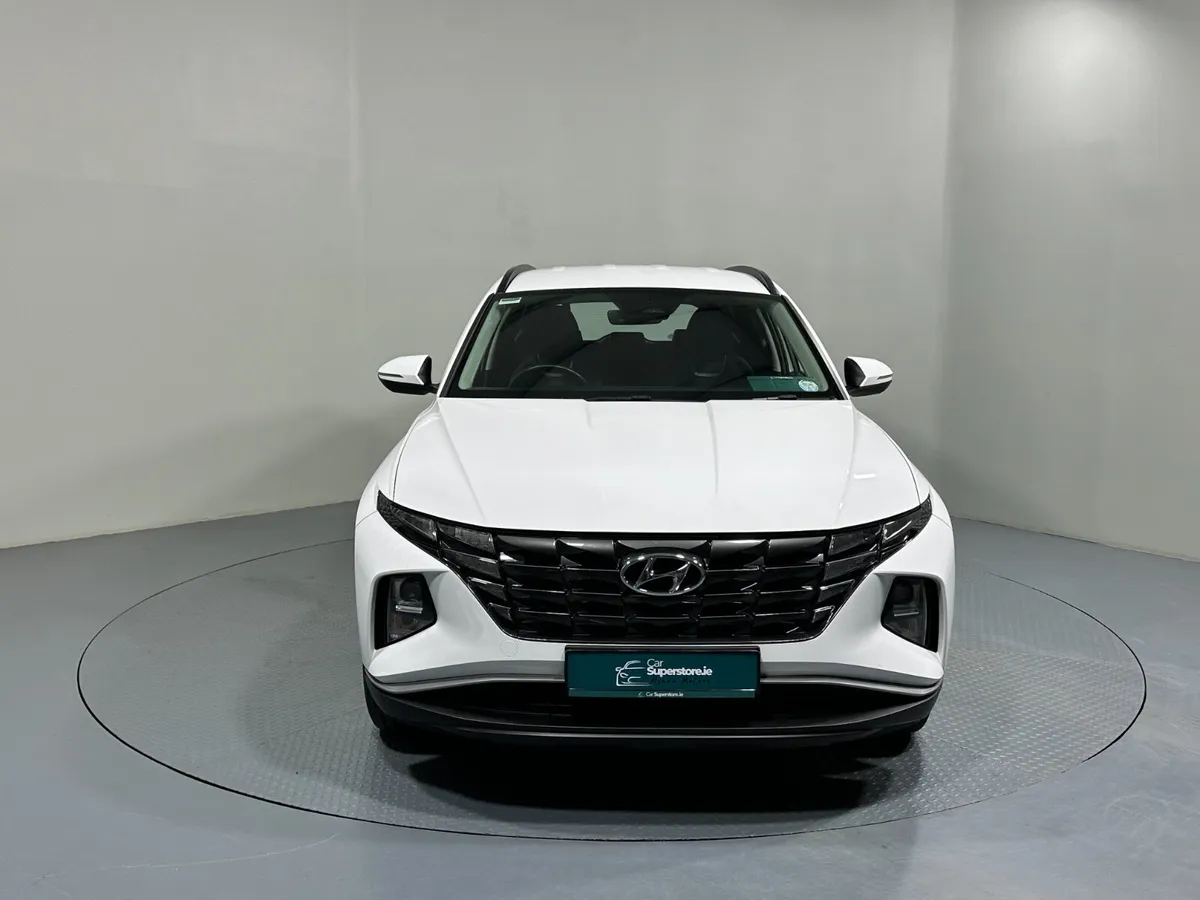 Hyundai Tucson Executive Self Charging Hybrid 222 - Image 2