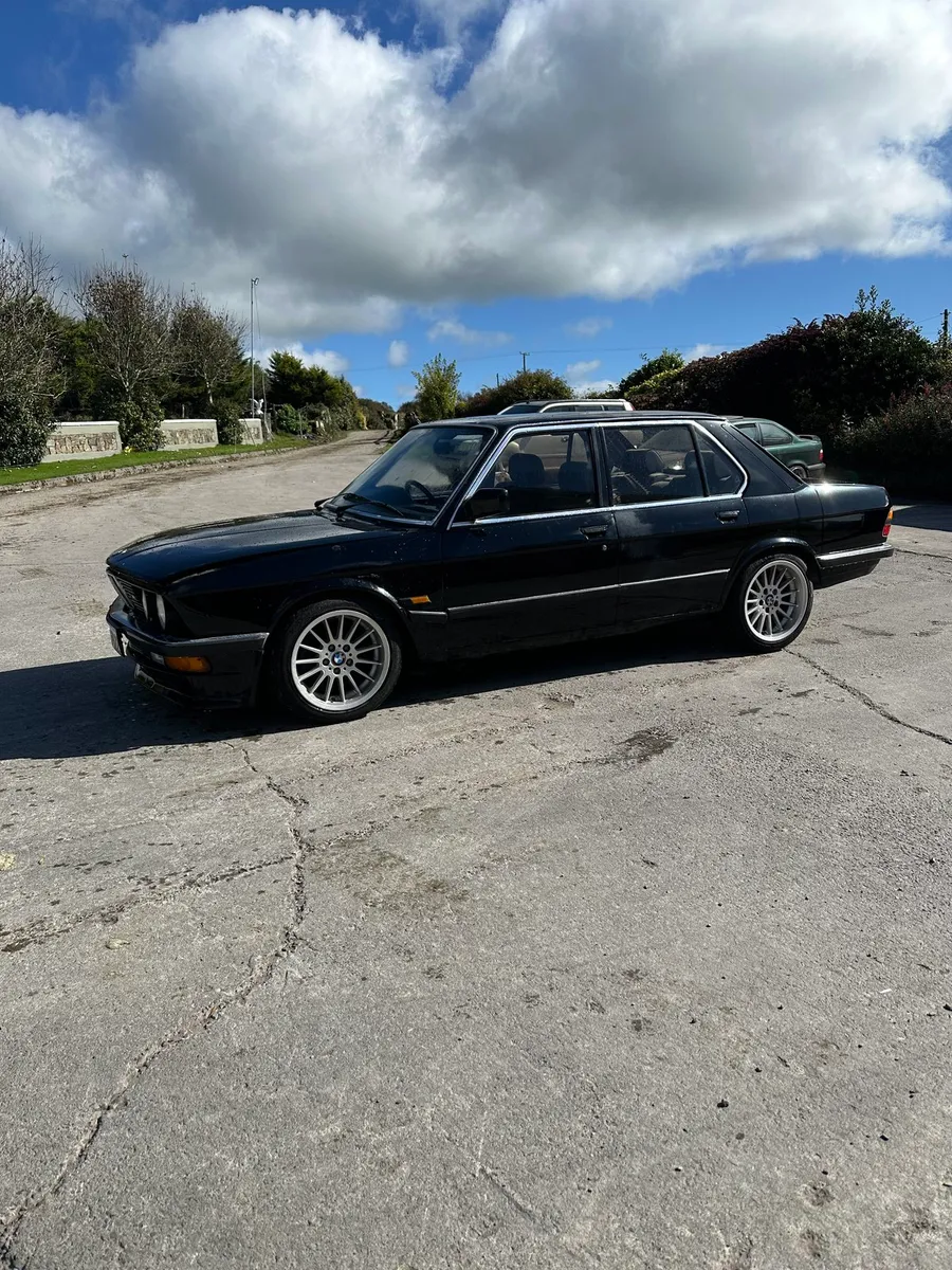 BMW e28 - Image 3