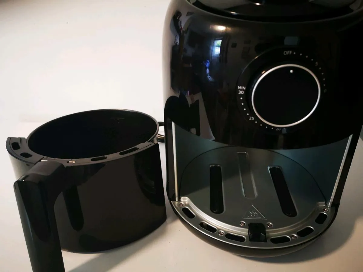 Air fryer - Image 2