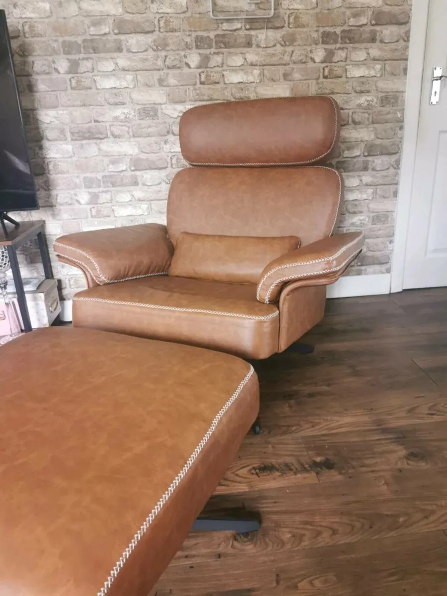 Swivel chair