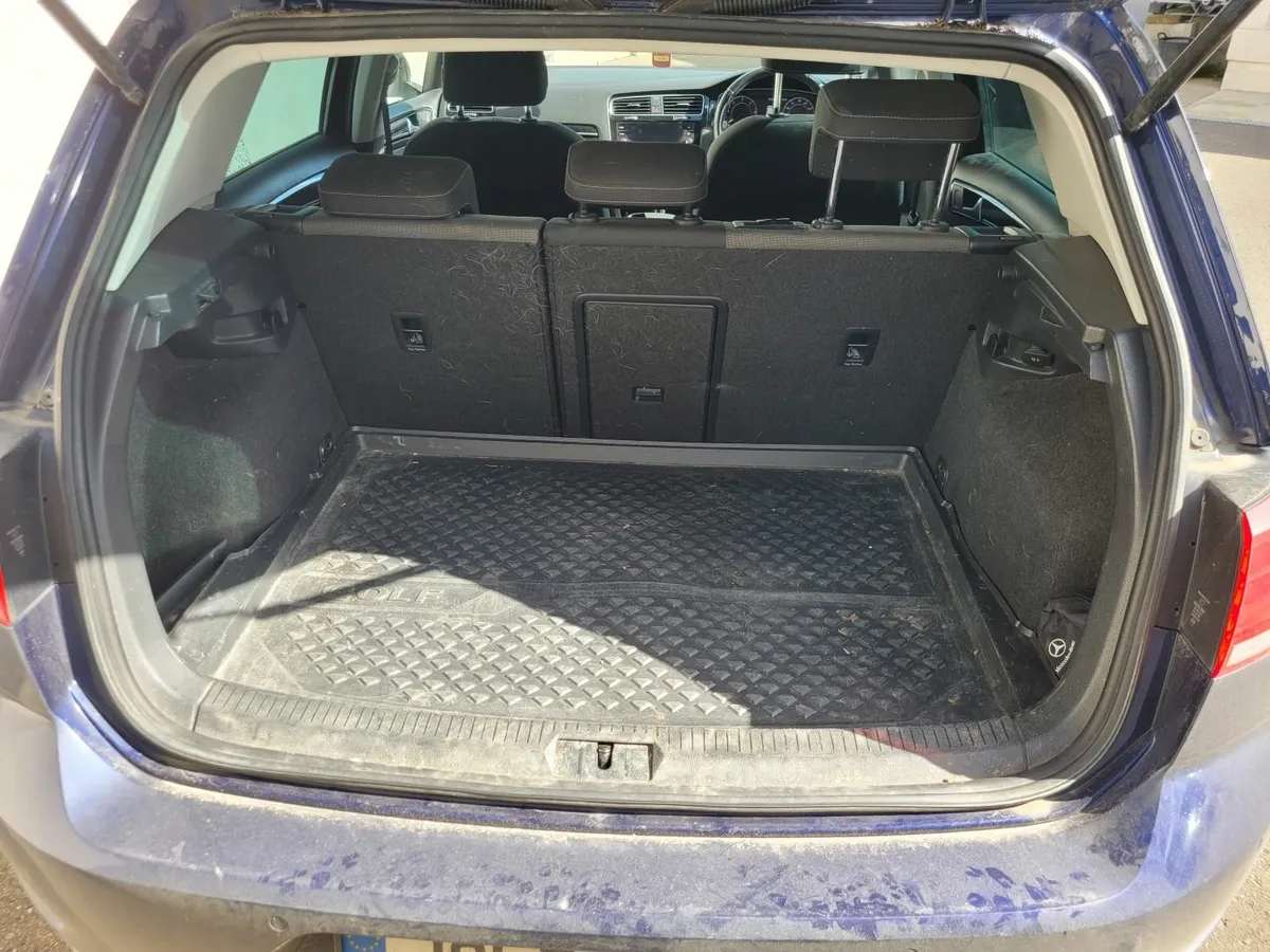 2018 Volkswagen Golf Highline 1.6TDI 115HP - Image 3