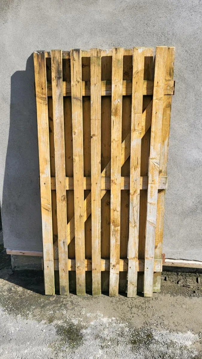 Timber side gate - Image 3