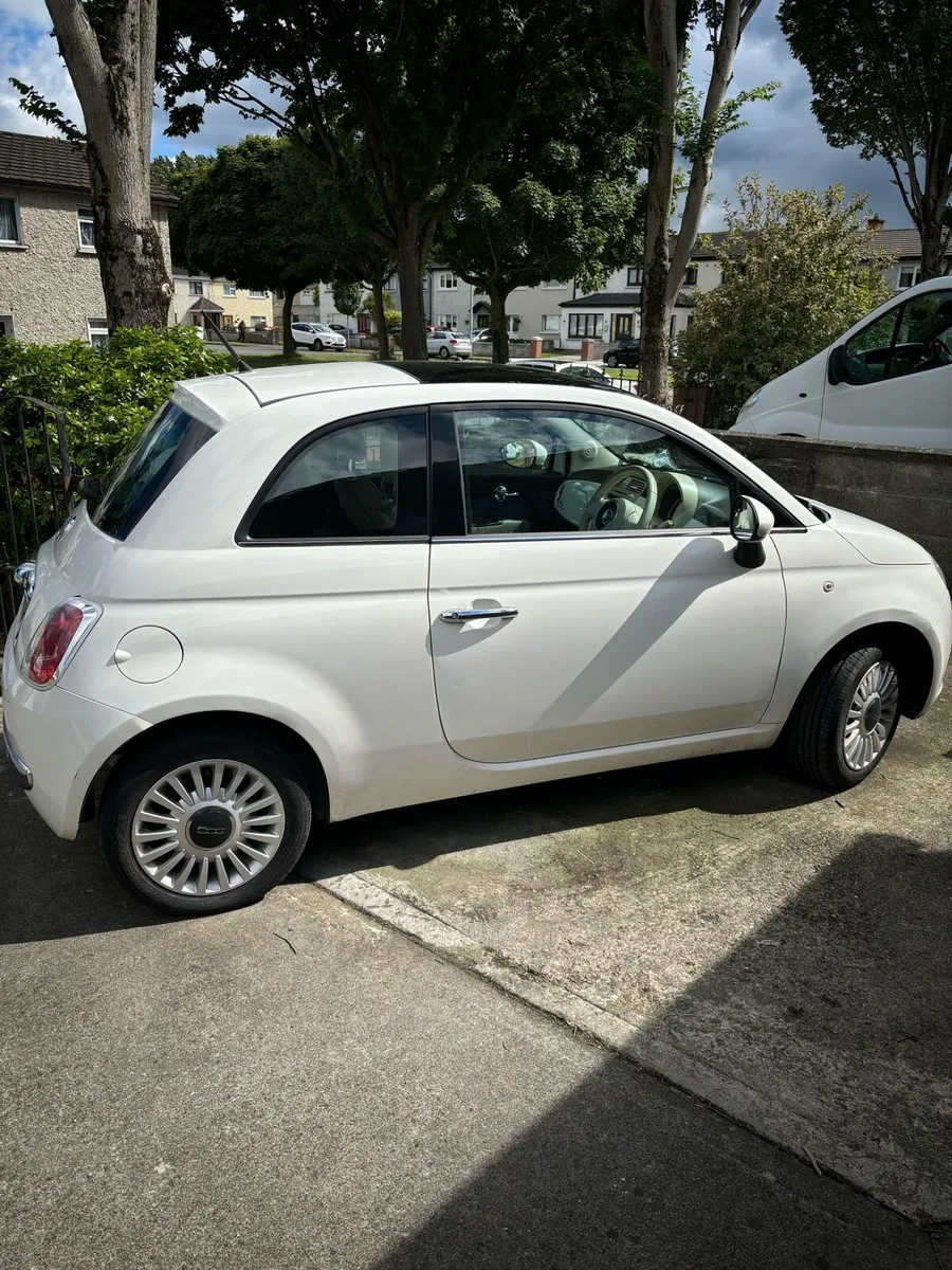 Car - Image 2