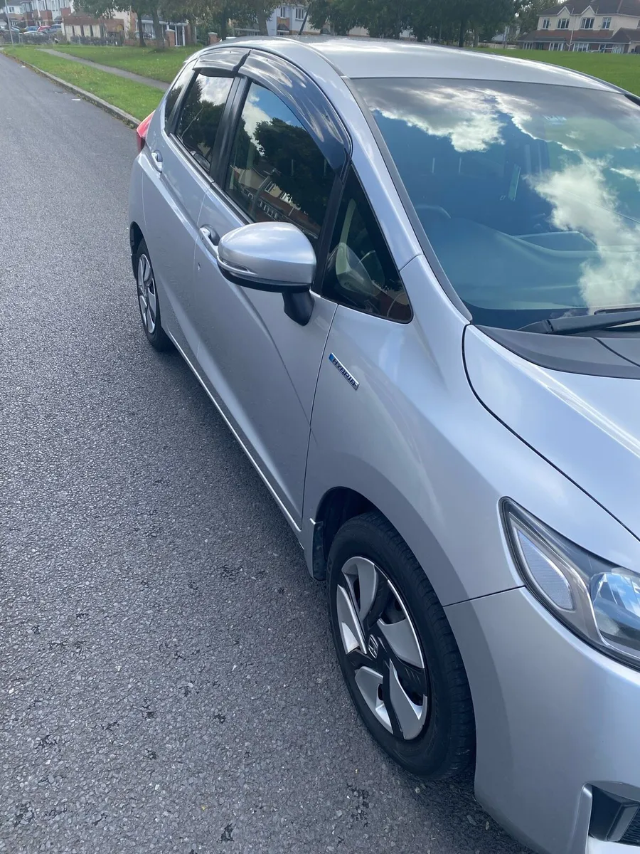 Honda Fit GP5 Hybrid 2015/2, NCT Jan 2027, 108KM, - Image 2