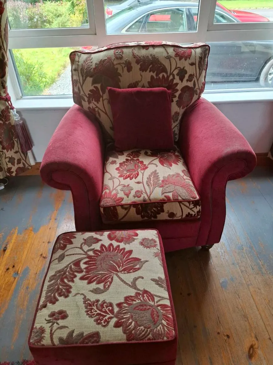Couch, armchairs, footstool, and curtains - Image 2