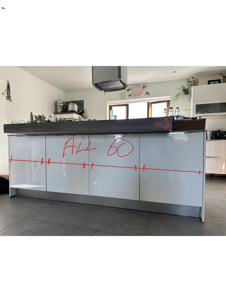 Full Cube White Gloss Kitchen / Utility - Image 3